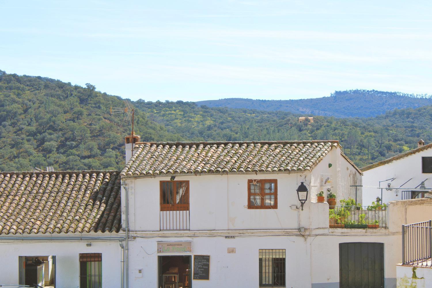 El Balcon De Linares By Sierra Viva Villa ลินาเรสเดลาเซียรา ภายนอก รูปภาพ